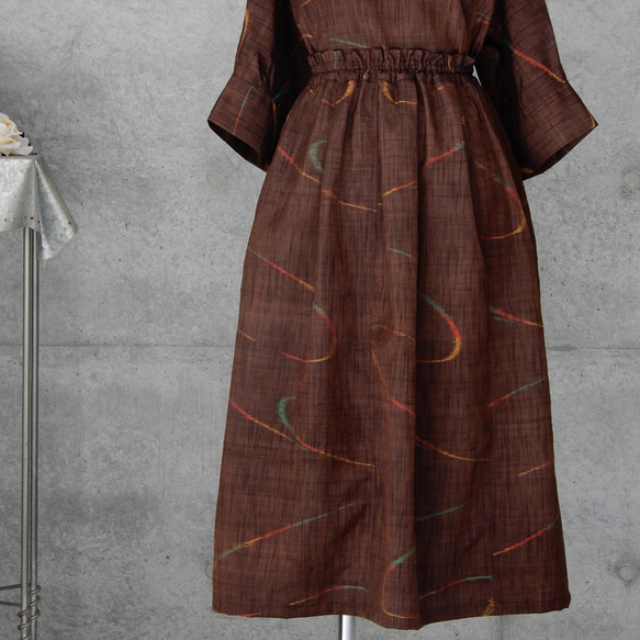 着物リメイク　紬のスカート/フリーサイズ  茶系 2枚目の画像