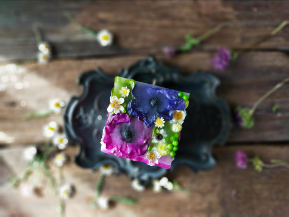 天然精油100% ソイワックス使用 春の訪れを知らせるお花 アネモネ  ボタニカルキャンドル 4枚目の画像