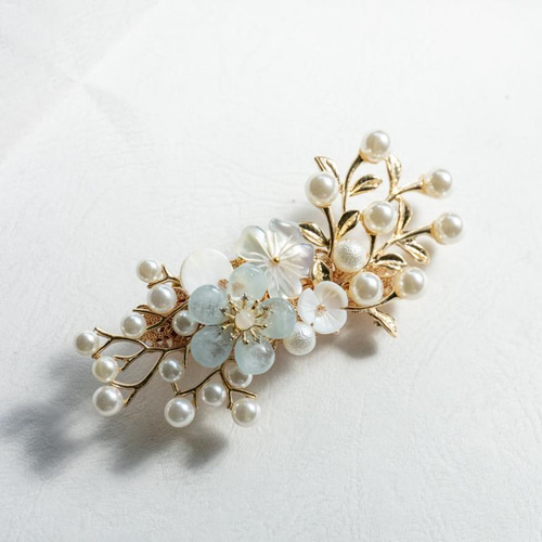 天然石アクアマリンのお花と白蝶貝シェル花 バレッタ パール ヘア