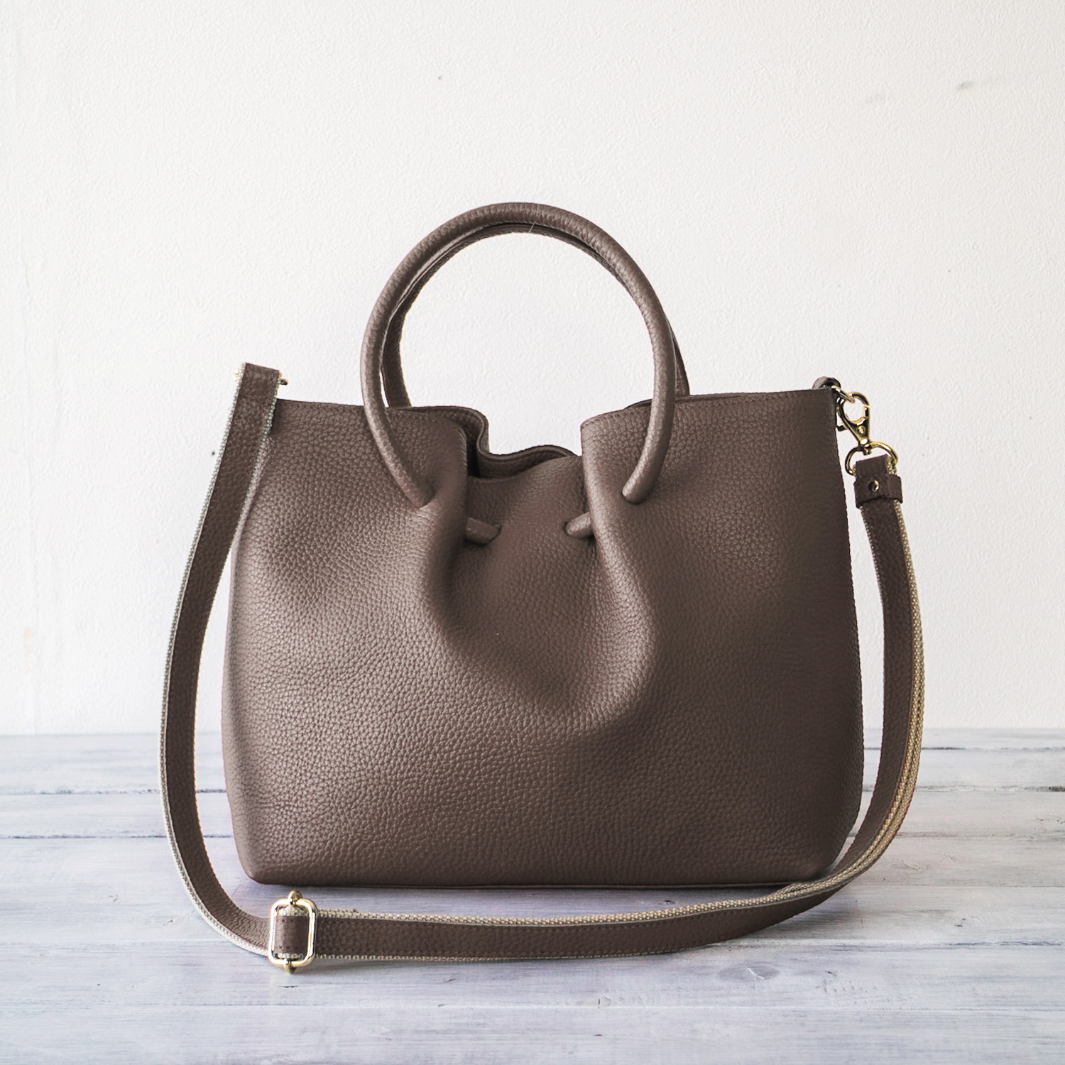 2wayバッグ 上質本革 ポーチ付きショルダーバッグ 大人 上品　【トープ】