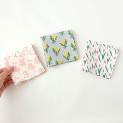 人気の花のコットンハンカチの3枚ギフトセット〈ミモザ・チューリップ・桜〉 3枚目の画像