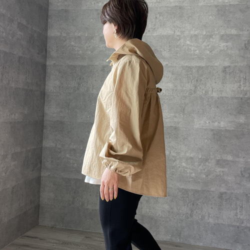小柄S□撥水加工バックギャザー パーカーブルゾン ベージュ