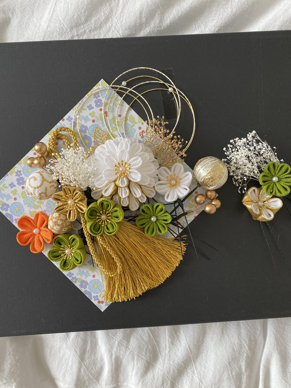 【特集掲載】つまみ細工　髪飾り　白×緑×金卒業式　卒業式髪飾り　袴　水引き　成人式用髪飾り　和装　結婚式　色打掛 成人式 7枚目の画像