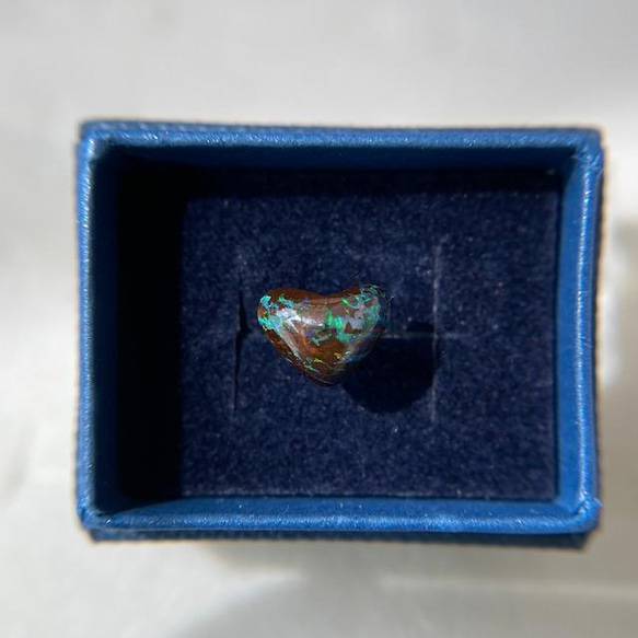 天然アイアンオパール14kgf片耳ピアス☆オーストラリア・Yowah産原石から磨いた１点もの！ 3枚目の画像
