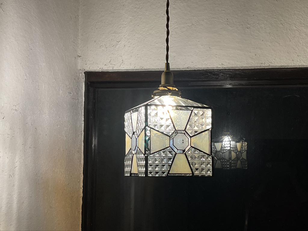 浪漫硝子‐花紋（ステンドグラスの吊りランプ）