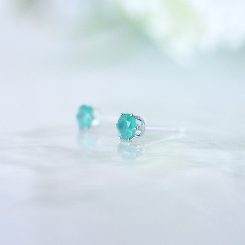 じばにゃん◆水晶/MOP/グリーンオニキス トリプレットストーンピアス じばにゃん様専用◇水晶/MOP/グリーンオニキス トリプレット