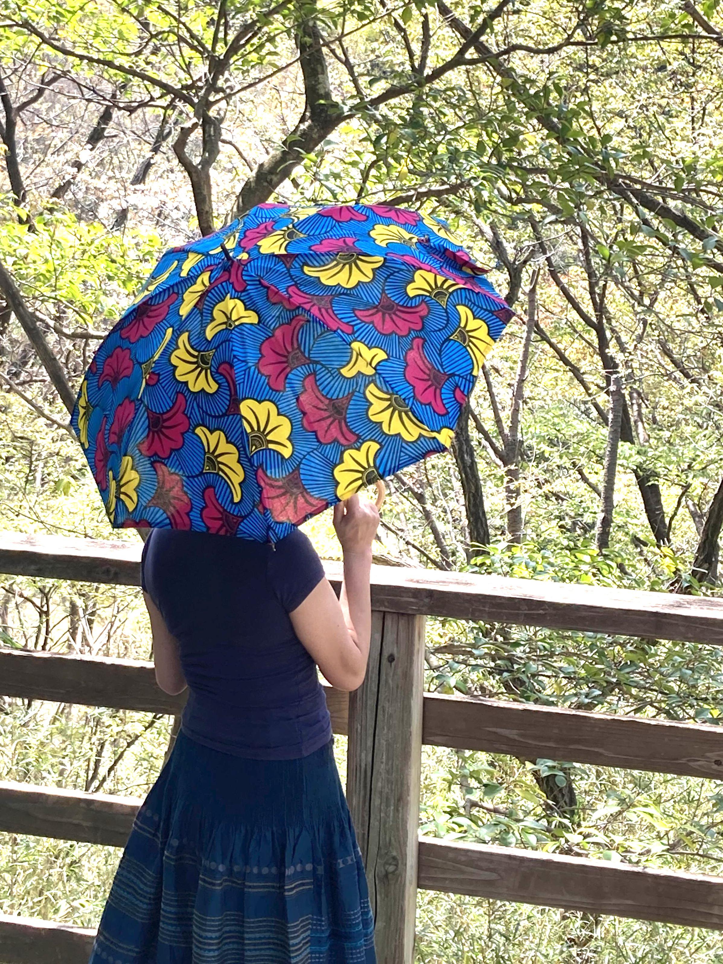 アフリカンプリント　日傘 日傘／UVカット／晴雨兼用／竹ハンドル／アフリカンプリント