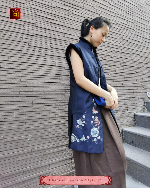 手作りチャイナドレス ブラウス 女性 ファッショナブルな刺繍 袖なし ピュアシルク製 オールハンドメイド一枚のみ#103 4枚目の画像