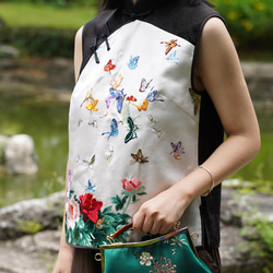 手作りチャイナドレス ブラウス 女性 ファッショナブルな刺繍 袖なし ピュアシルク製 オールハンドメイド一枚のみ#104 4枚目の画像