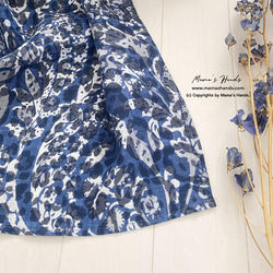 残少⭐️5点売れました⭐️大きめ イタリア製 リネン ペイズリー 青 x グレー 軽い 春 夏 秋 スカーフ ストール 5枚目の画像