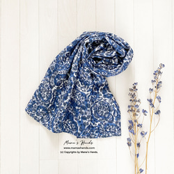 残少⭐️5点売れました⭐️大きめ イタリア製 リネン ペイズリー 青 x グレー 軽い 春 夏 秋 スカーフ ストール 1枚目の画像