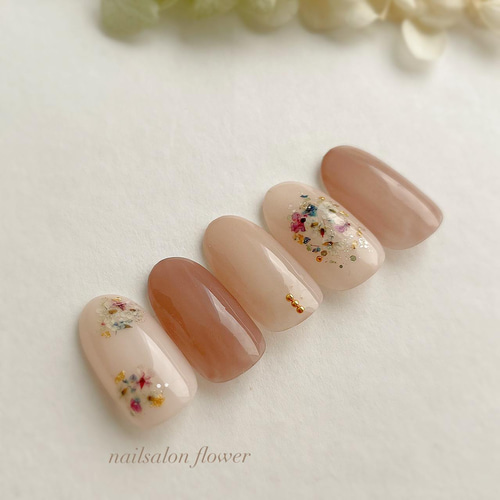 ♡ドライフラワーで春ネイル♡ネイルチップ　ハンドメイド 大人上品なドライフラワーネイル/フラワーネイル/春ネイル