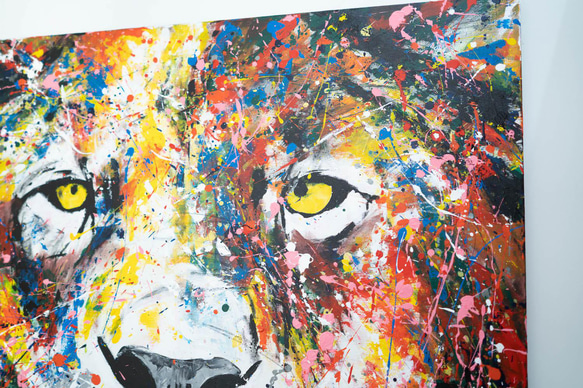 Title "LION" contemporary paint 第3張的照片