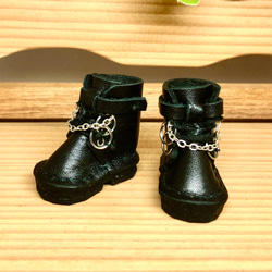 革細工　厚底チェーンブーツ　miniature  boots. 1枚目の画像