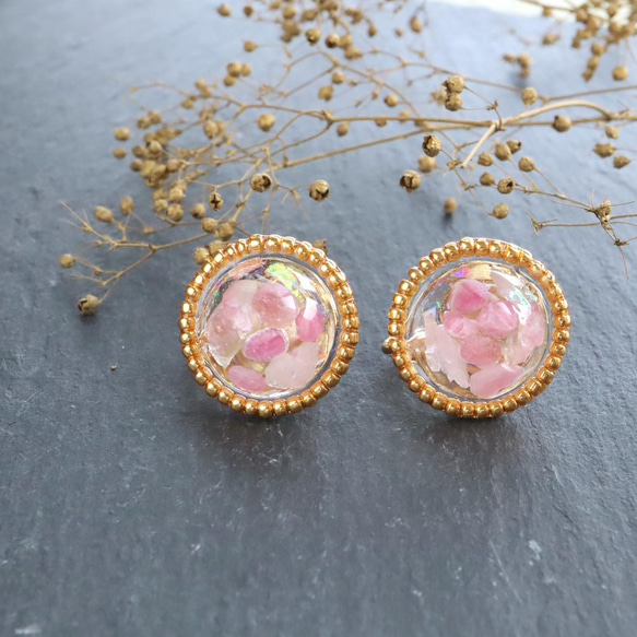 粉色碧璽♢珠子+寶石♢樹脂全息耳環天然石生日石金珠粗電 第4張的照片