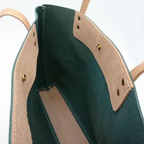 緑【LL】床革トートバッグ レザー A4サイズ収納可 春 レザー