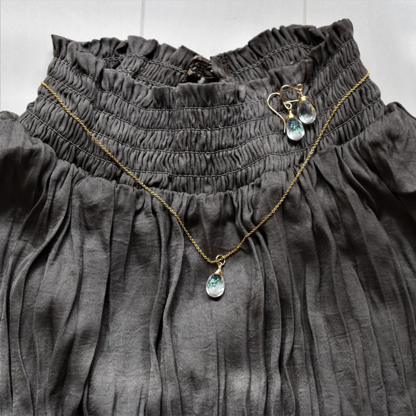 半額SALE【限定数のみ】シュワシュワ炭酸水　クリスタル　トリプレット　サージカルステンレスネックレス40cm 9枚目の画像