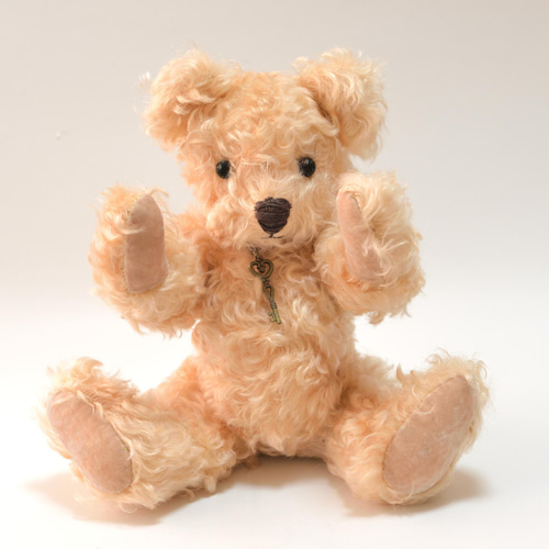 ライトブラウン モヘアの本格的な王道のクラシック テディベア