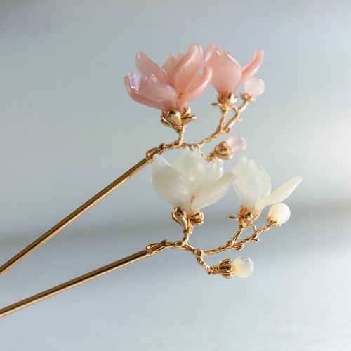 木蓮と天然石ローズクォーツのかんざし 簪 モクレン ピンクOR白