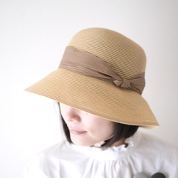 緞帶寬帽，可折疊，可手洗，材質輕，簡約<3色>僅剩紅豆色 第3張的照片