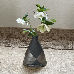 薄っぺらい花器(三角) 2枚目の画像