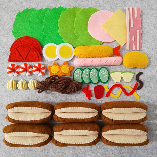 フェルトのおままごと＊パン屋さん＊ドッグパンいろいろ＊食品サンプル 