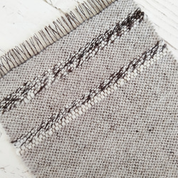 手紡ぎ糸・手織りのテーブルマット 4枚目の画像
