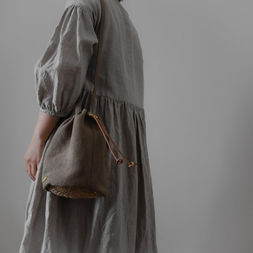 受注制作】Linen pochette リネン巾着型ポシェット かごバッグ asa 