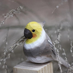 【オカメインコ】鳥好きさんへのプレゼント 置物 木彫り 文鳥 天然木 彫刻 受注制作 4枚目の画像