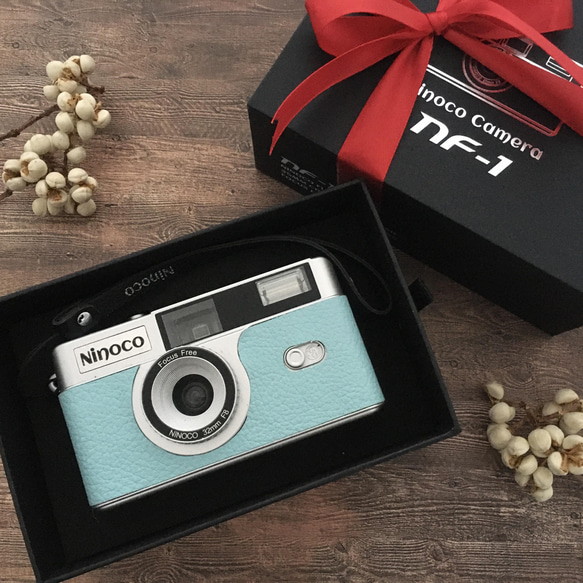フィルムカメラ ITOHA ギフトにぴったり！フラッシュ内蔵型 ミントブルーのフィルム
