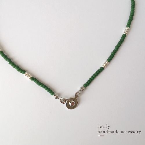 green & silver 大人のビーズネックレス ビーズアクセサリー green & silver 大人のビーズネックレス ビーズアクセサリー