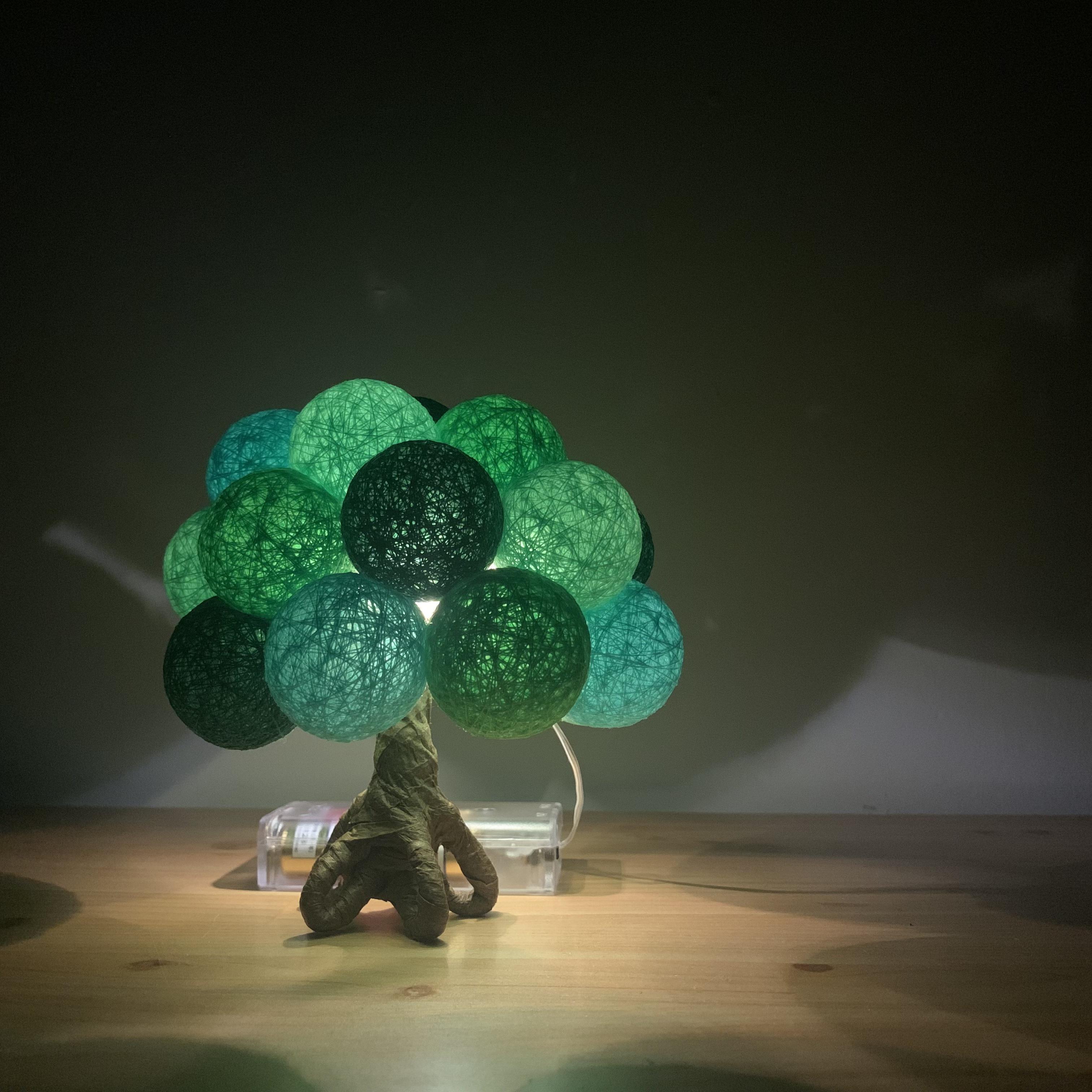 糸玉ランプ　小さな森のランプ