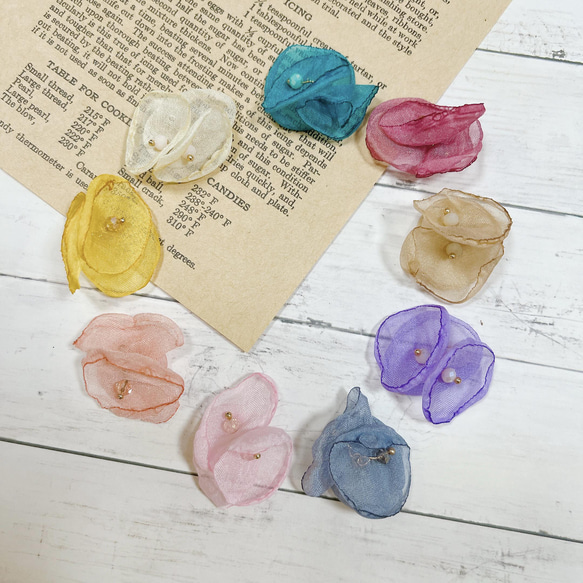 オーガンジーフラワー♡確認用です 6個】カン付き オーガンジーフラワー 3連 シフォンフラワー チャーム