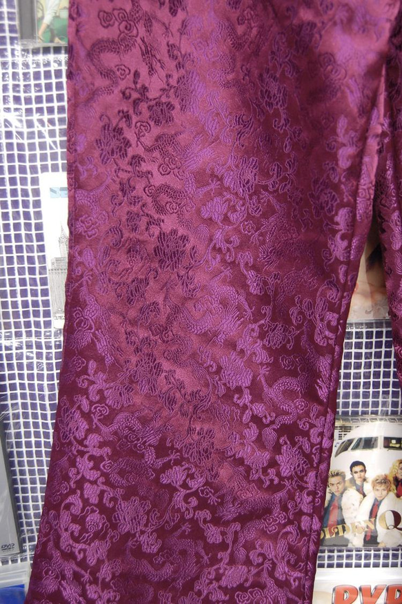 龍紋喇叭褲: 紫色 第5張的照片