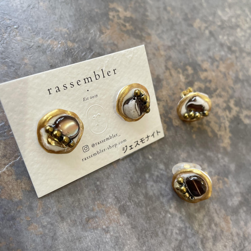 no.55天然石　マザーオブパール薔薇　ブラウン　ピアス/イヤリング no.55天然石 マザーオブパール薔薇 ブラウン ピアス/イヤリング