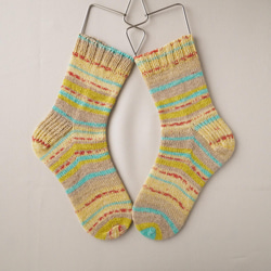 手編みの靴下　マチ多め　甲高さんにも◯ 3枚目の画像