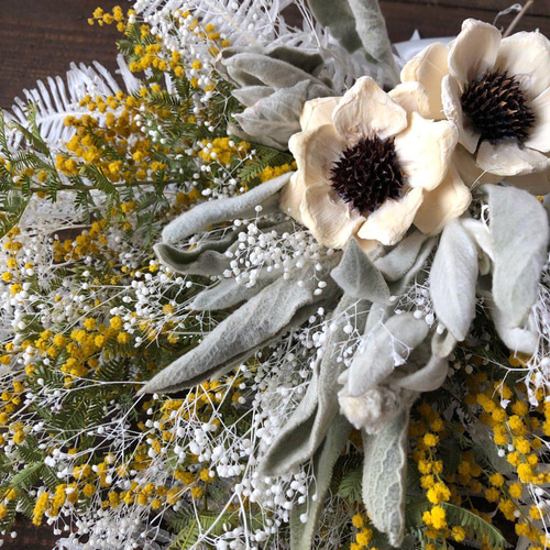 星月猫☆「ミモザとパインフラワー、ラムズイヤーのスワッグ