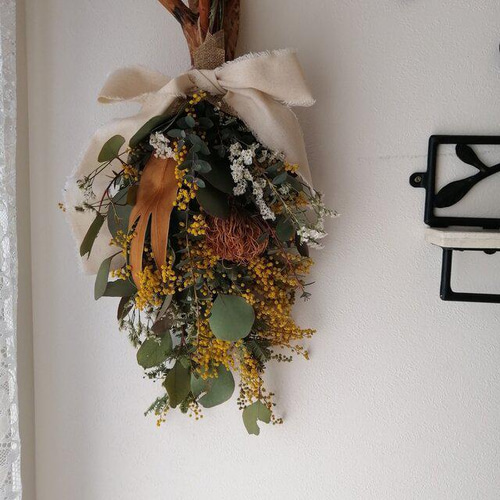 ミモザリース　ミモザスワッグ　ミモザユーカリリース　春リース　ラナンキュラス 54e887ea10a2cb45a0d46d5d068134