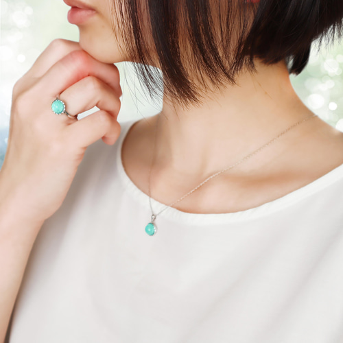 【未使用級】レネレイド　ネックレス　ミントグリーン　箱付き 未使用級】レネレイドネックレスミントグリーン箱付き