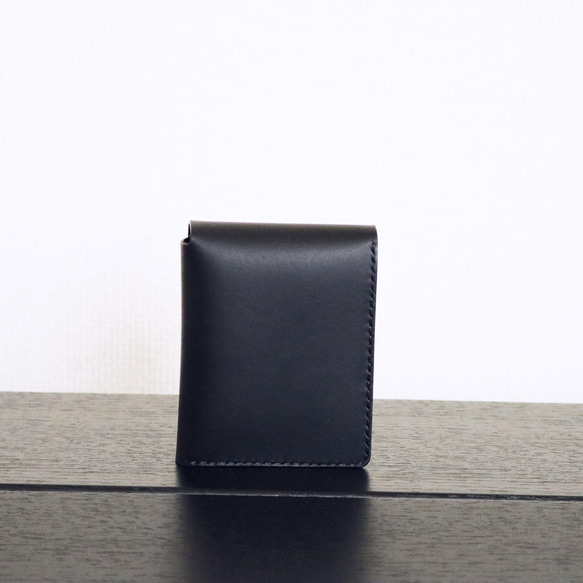 お財布をスマートに持ち歩ける、 コンパクトウォレット / ブラック（オイル） 3枚目の画像