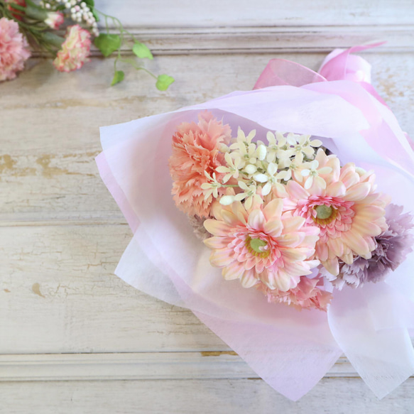 カーネーション・ガーベラの花束 誕生日 記念日 ギフト アート