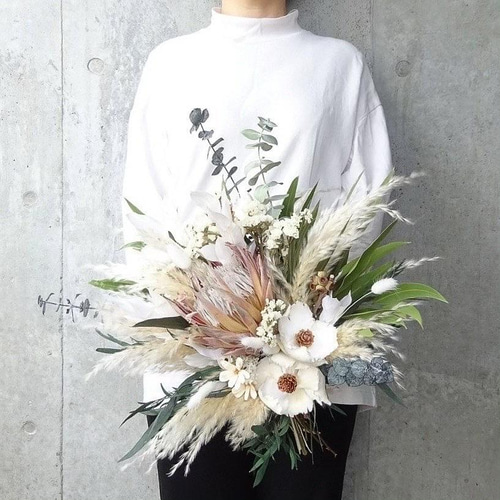 パンパスとキングプロテアの縦長ブーケセット♡