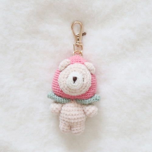 くまのあみぐるみ✳︎フルーツのかぶりもの✳︎もも あみぐるみ