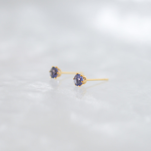 天然石アイオライトの一粒スタッドピアス】4mm / 青紫