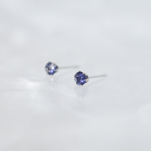 天然石アイオライトのシンプルな一粒スタッドピアス】4mm / 青紫