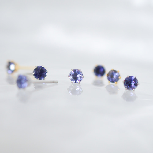 天然石アイオライトのシンプルな一粒スタッドピアス】4mm / 青紫