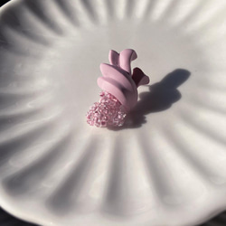 #9 粉紅貝殼裝飾 耳環 : 手工製作軟陶 第2張的照片