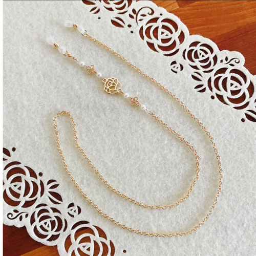 ♪❤️ 薔薇　パール　メガネチェーン　マスクチェーン　ハンドメイド ♪317❤️ 薔薇 パール マスクチェーン マスク メガネチェーン