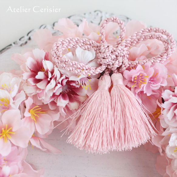 桜 リース 叶結び（願いが叶う）＜アーティフィシャルフラワー＞さくら・サクラ ライトピンク（ピンク組み紐） 2７センチ 3枚目の画像