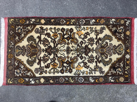 【送料無料】手織りトルコ絨毯 Small Size 92x49cm ヴィンテージ ラグ 3枚目の画像